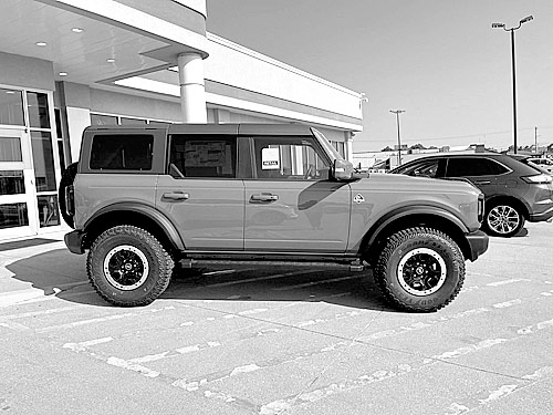 2024 FORD BRONCO for sale in Jasper, IN