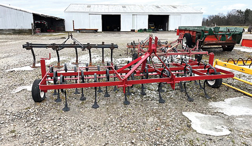 CULTIVATORS CHISEL PLOWS for sale in Fenton, MI