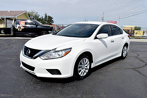 2018 NISSAN ALTIMA for sale in Fort Wayne, IN