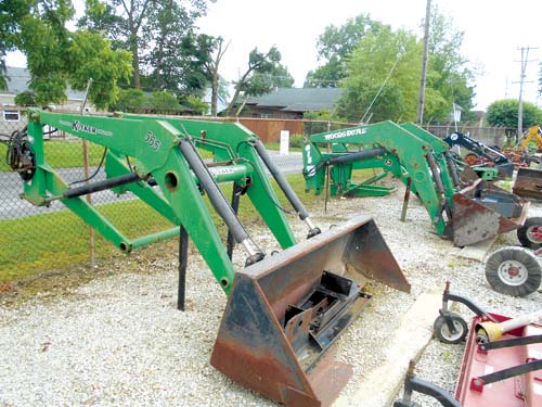 LOADERS for sale in Albany, IN
