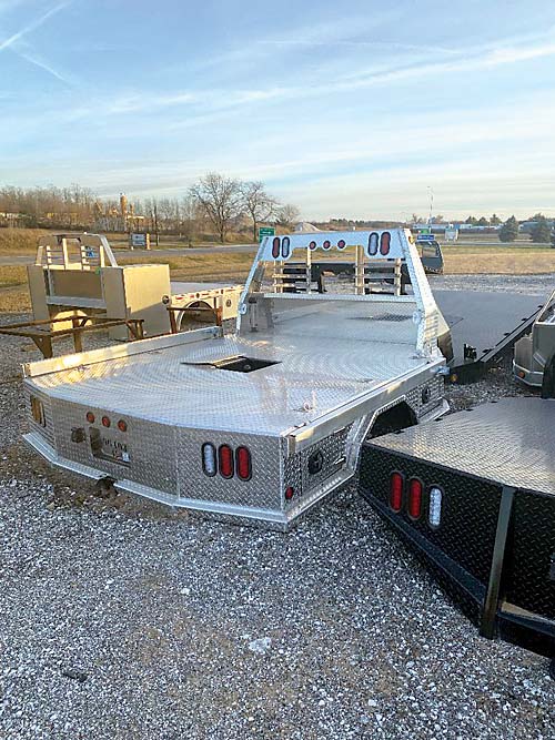 BRADFORD BUILT ALUMINUM 4 BOX UTILITY BED for sale in Beardstown, IL
